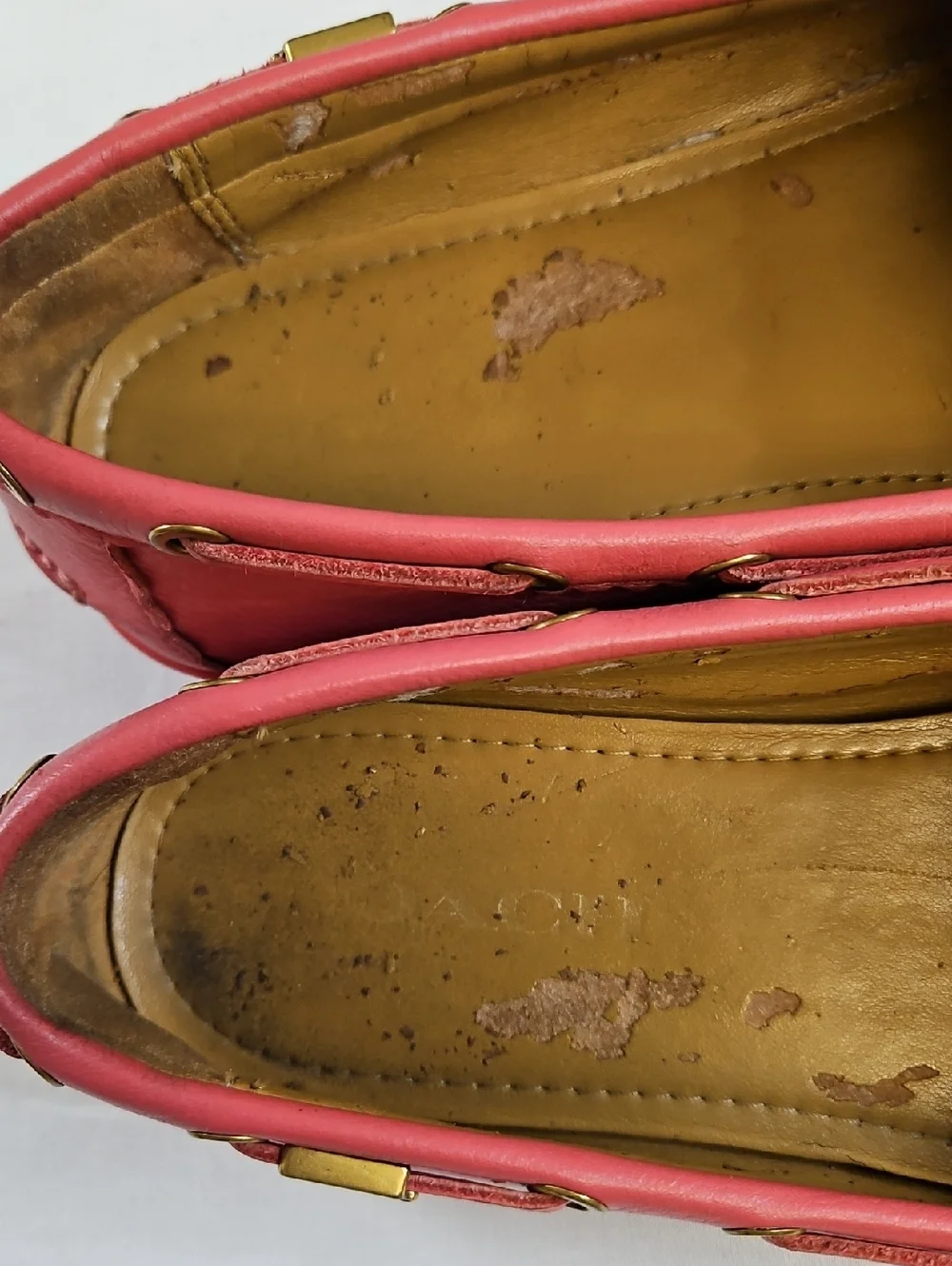 Coach Salmon Pebbled Leather Tassel Loafers, Gold Accents Size ?9
